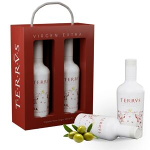 Pack de aceite de oliva virgen extra Terrvs con botellas de diseño premium y aceitunas frescas.